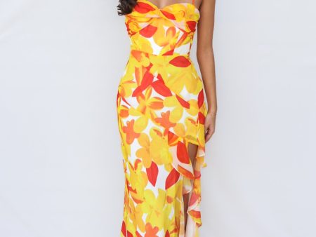 Teoni Maxi Dress - Yellow Print For Sale