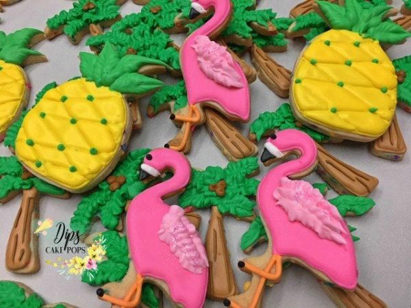 16 Luau Flamingo cookies, Pineapple cookies, Palm tree cookies, royal frosting cookies, Hawaiian cookies, Luau party, Hawaii party Supply