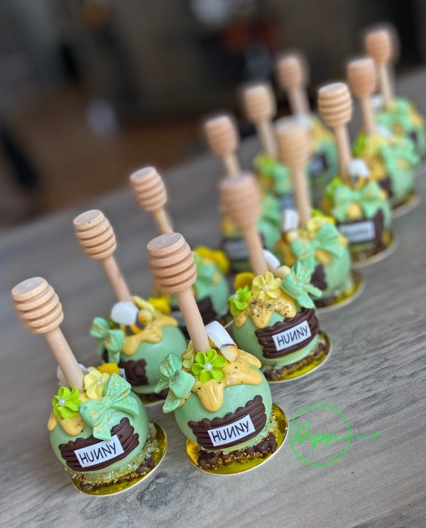 Hunny Pot cake pops, Baby shower pooh inspired Hot on Sale