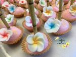 Luau Cake Pops, Plumeria flower cake pops Online